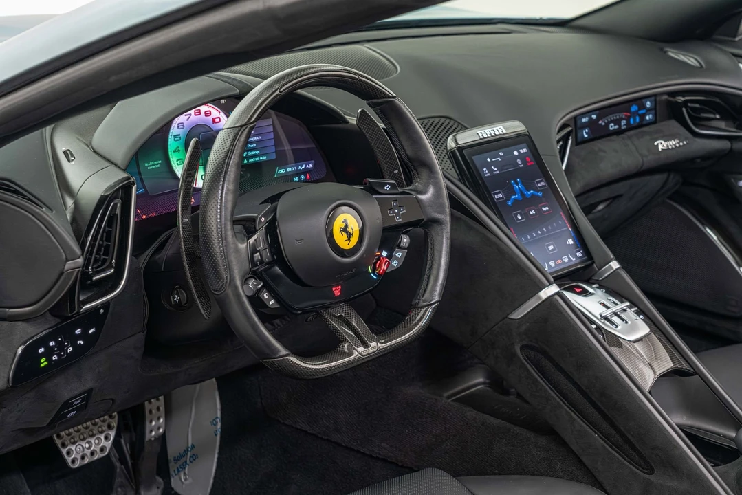 2024 Ferrari Roma Spider - Image 4 of 31