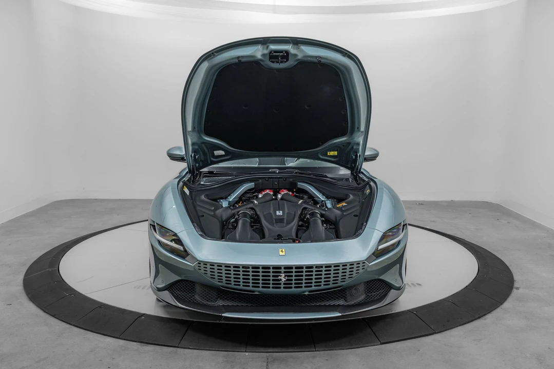 2024 Ferrari Roma Spider - Image 21 of 31