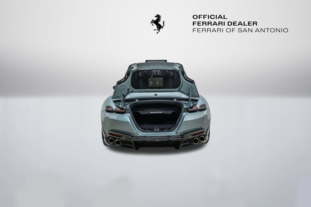 2024 Ferrari Roma Spider - Image 25 of 31