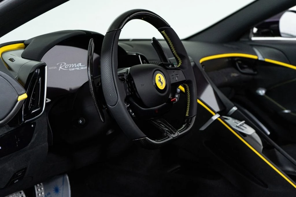 2025 Ferrari Roma Spider - Image 11 of 20
