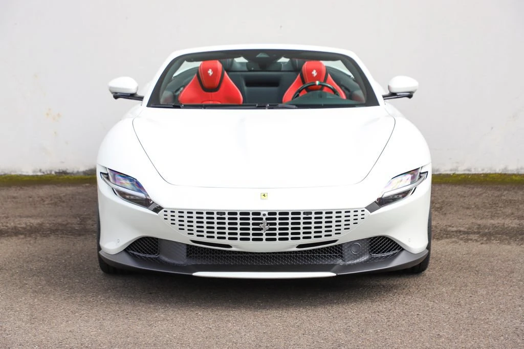 2026 Ferrari Roma - Image 15 of 31