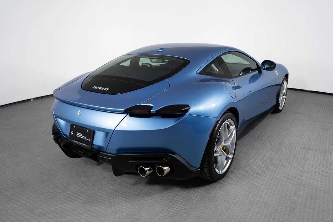 2023 Ferrari Roma - Image 5 of 31