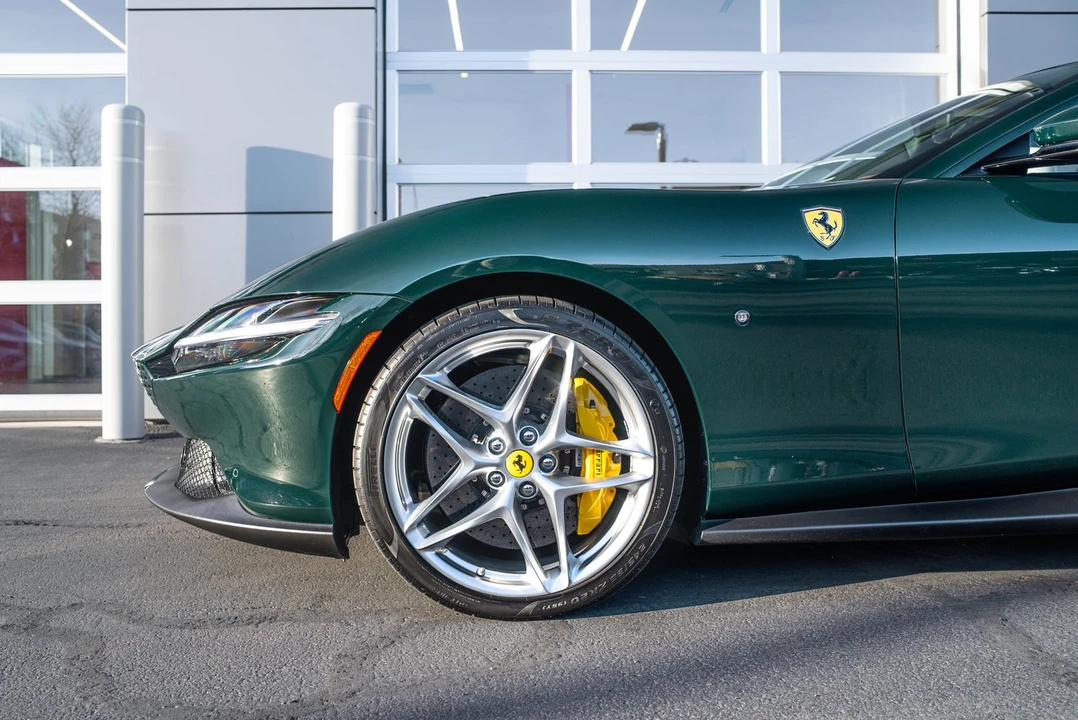 2022 Ferrari Roma - Image 2 of 2