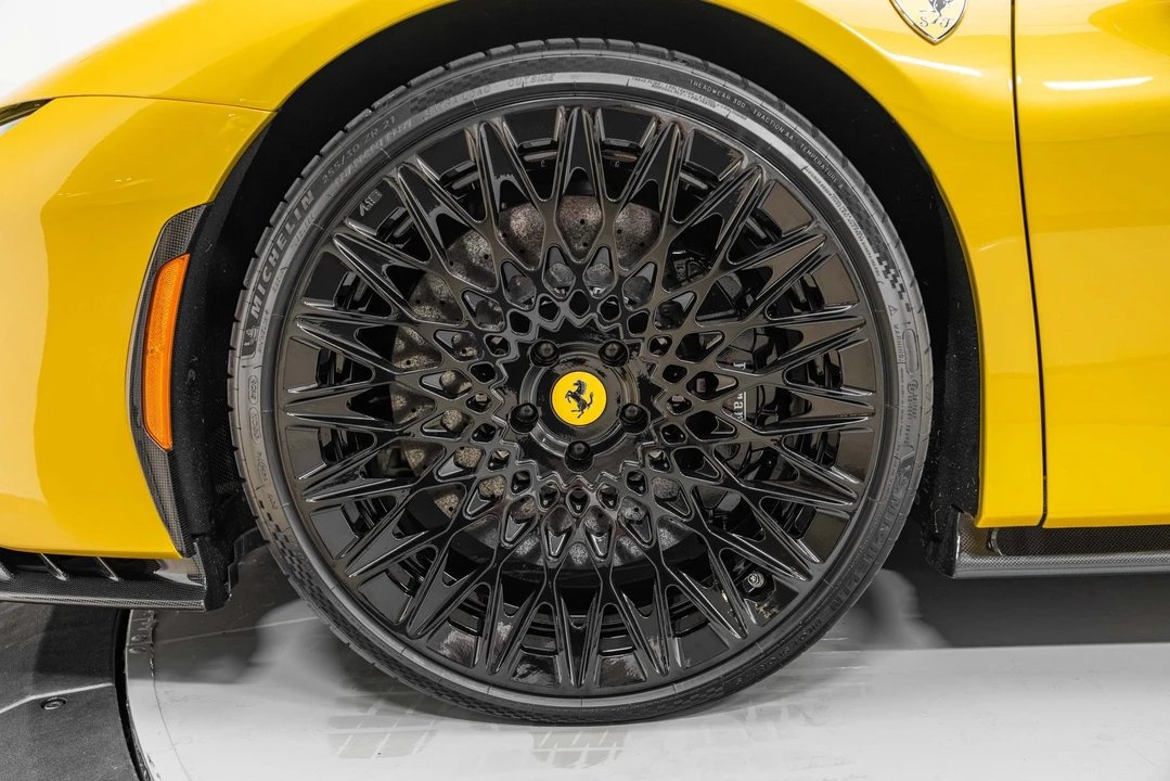 2022 Ferrari SF90 Spider - Image 14 of 31