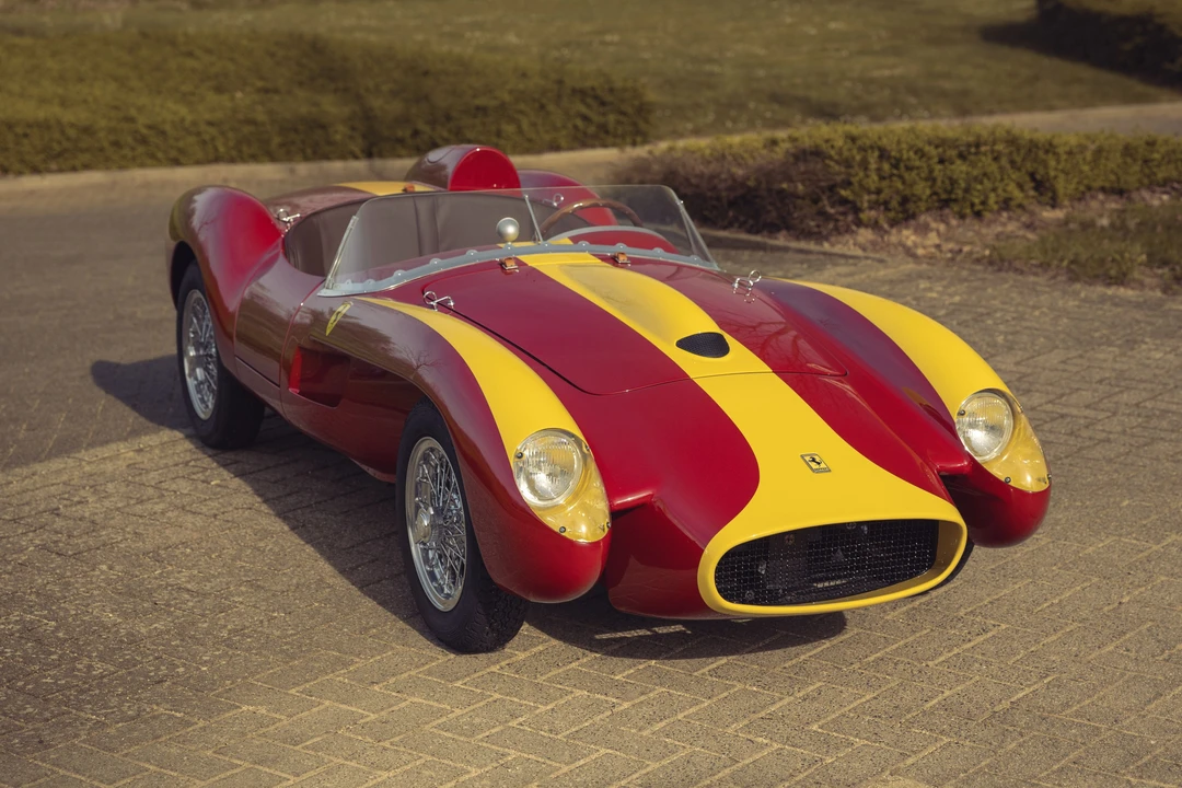Ferrari Replica - Image 9 of 31