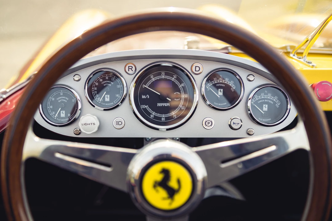 Ferrari Replica - Image 24 of 31