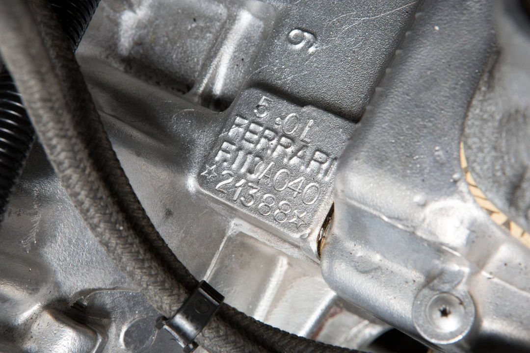 Ferrari Testarossa - Image 14 of 24