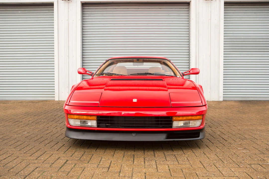 Ferrari Testarossa - Image 7 of 24