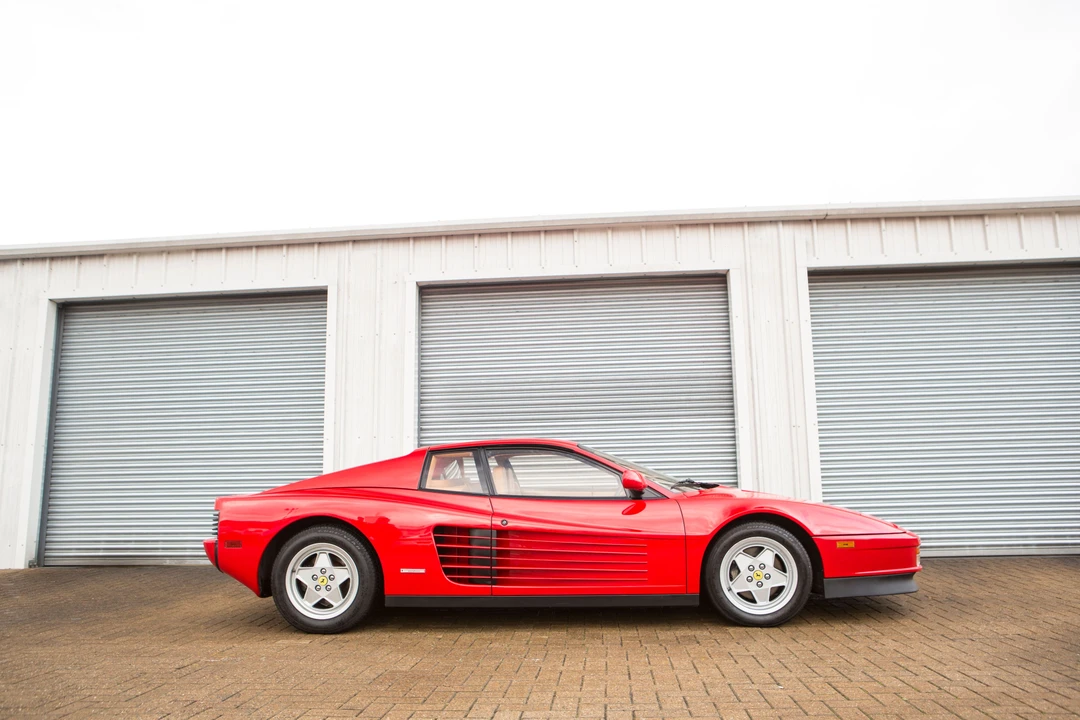 Ferrari Testarossa - Image 3 of 24
