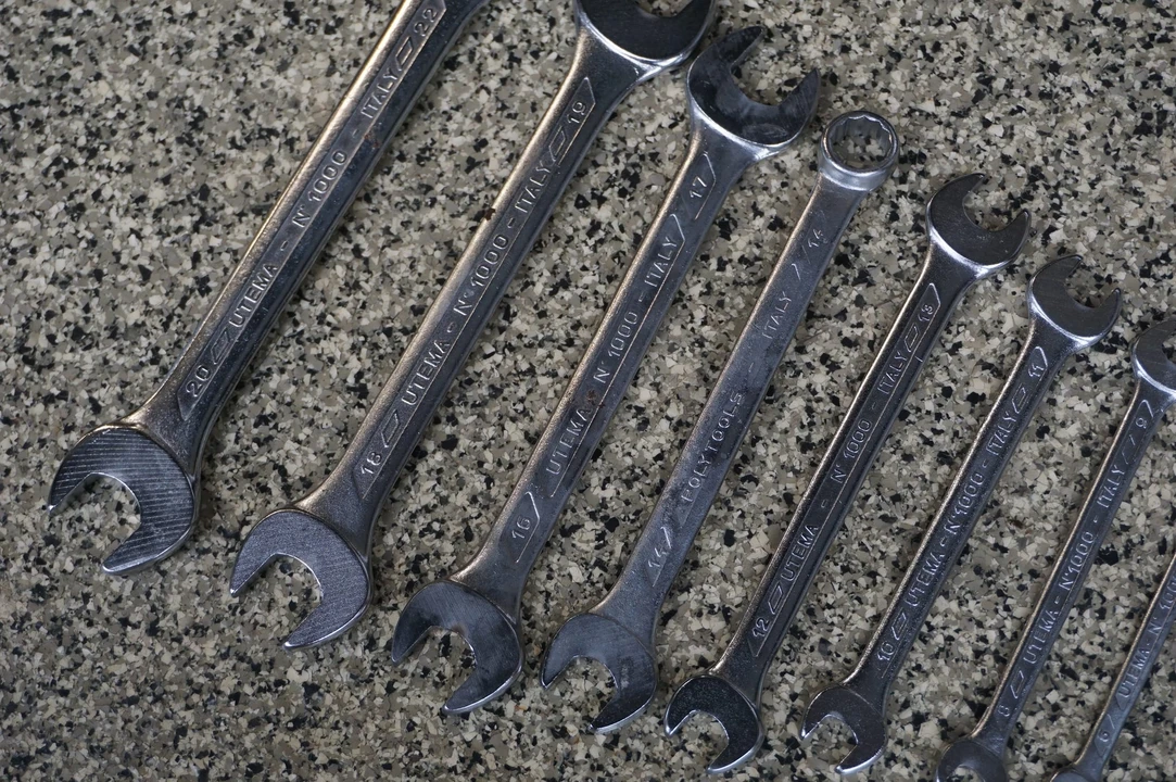 Parts & Memorabilia Tools - Image 28 of 31
