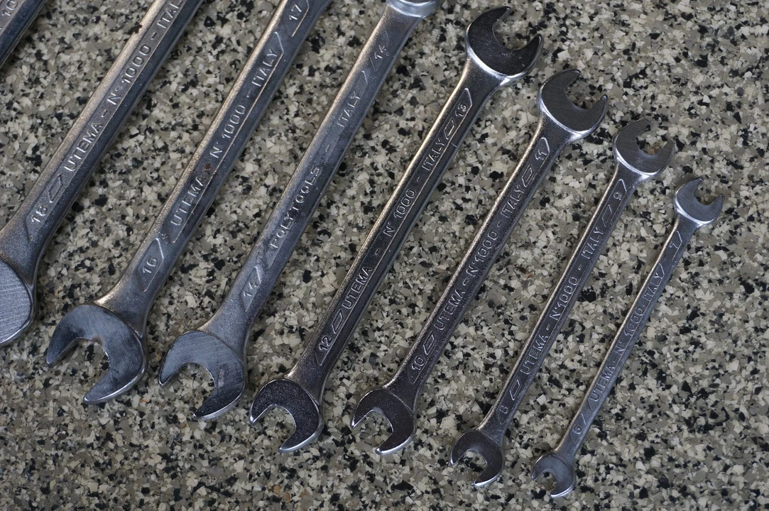 Parts & Memorabilia Tools - Image 30 of 31