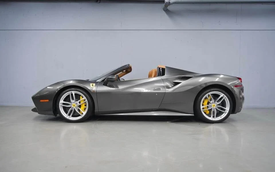 2017 Ferrari 488 Spider - Image 4 of 7