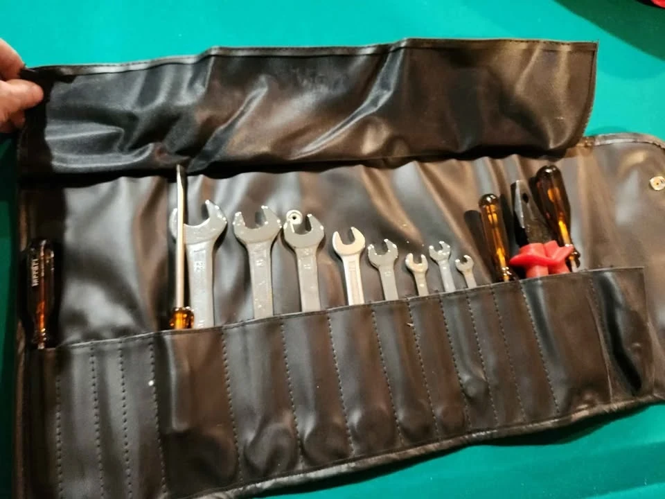 Parts & Memorabilia Tools - Image 2 of 3
