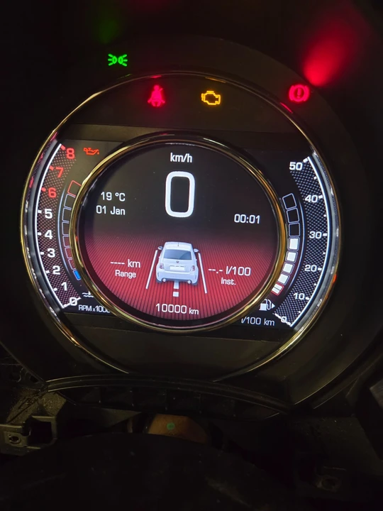 2017 Fiat Abarth 500 - Image 6 of 11