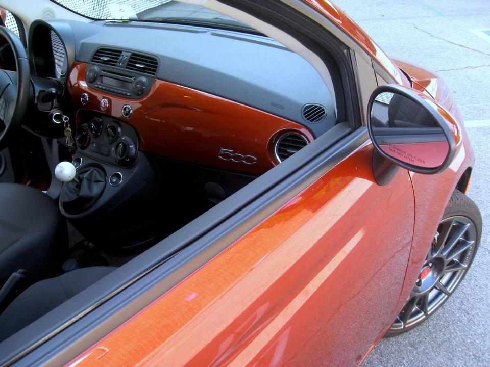 2012 Fiat 500 - Image 4 of 5