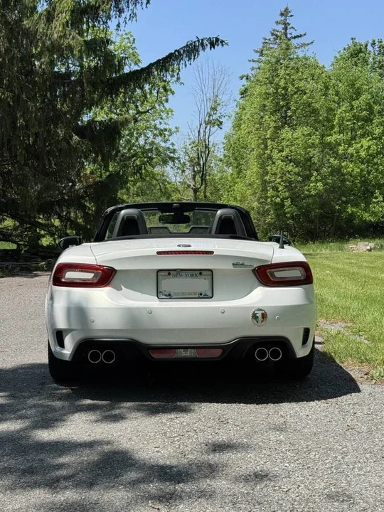 2017 Fiat 124 Spider - Image 7 of 19