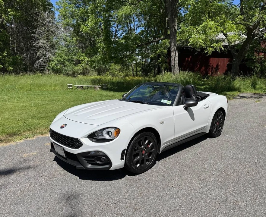 2017 Fiat 124 Spider - Image 3 of 19