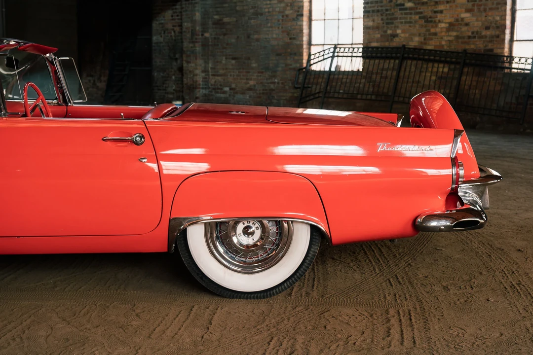 1956 Ford Thunderbird 1st Gen - Image 28 of 31