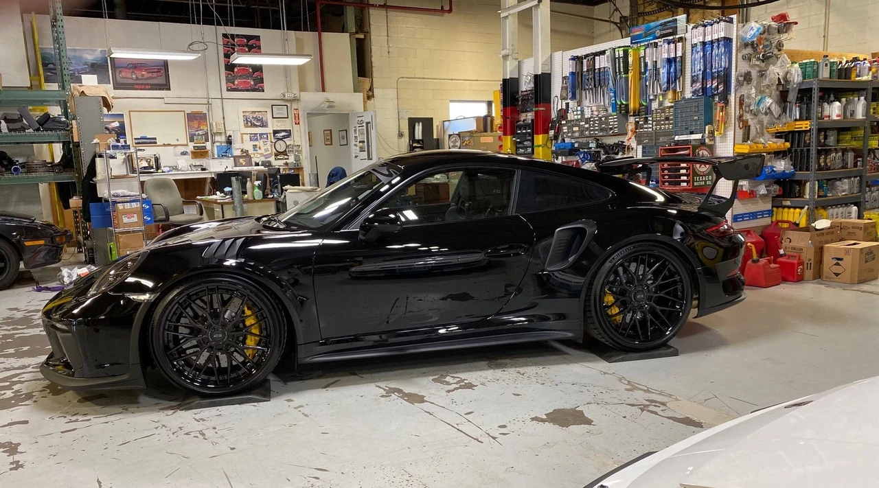 2019 Porsche 991 GT3 RS - Image 21 of 24