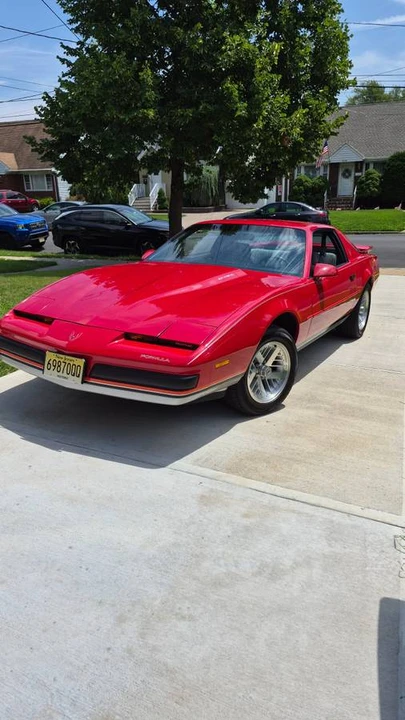 1988 Pontiac Firebird 3rd Gen - Image 2 of 2