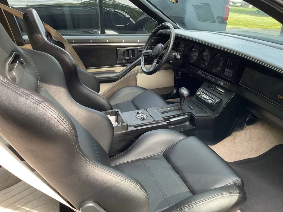 1984 Pontiac Firebird - Image 3 of 4