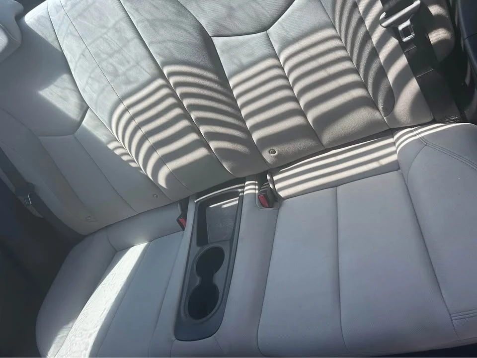 2012 Hyundai Veloster - Image 6 of 10