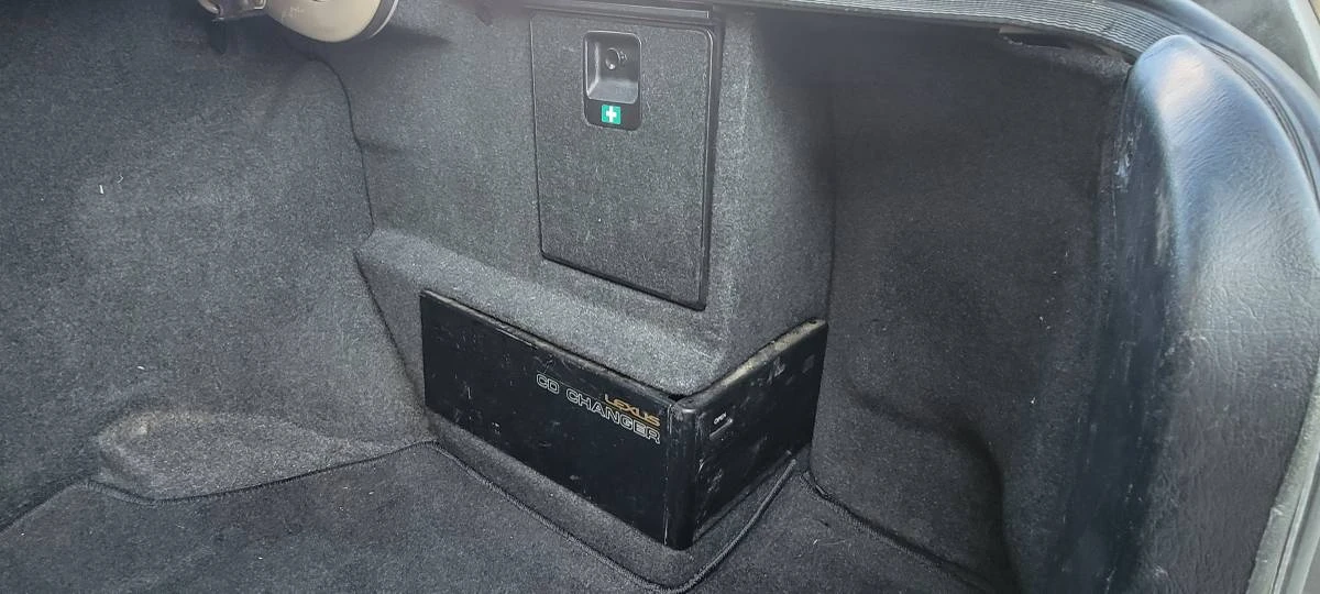 1994 Lexus LS 1st Gen - Image 24 of 24