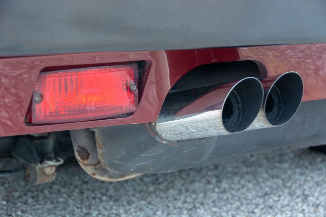 1981 Ferrari Mondial 8 - Image 28 of 31