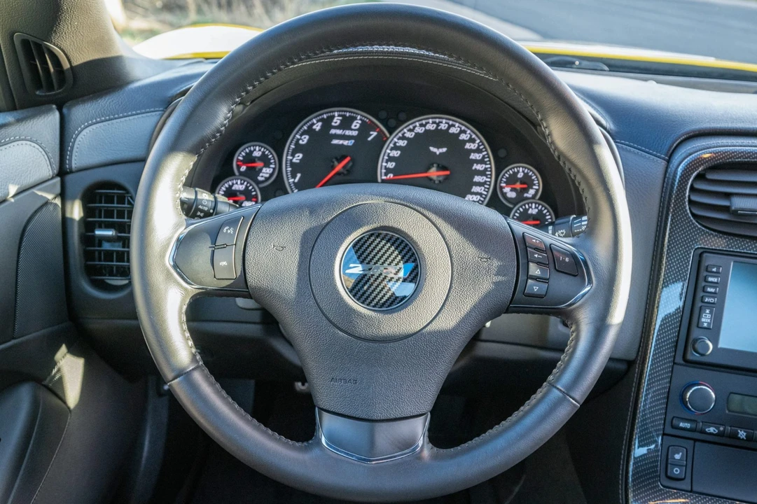 2012 Chevrolet Corvette C6 ZR1 - Image 5 of 9