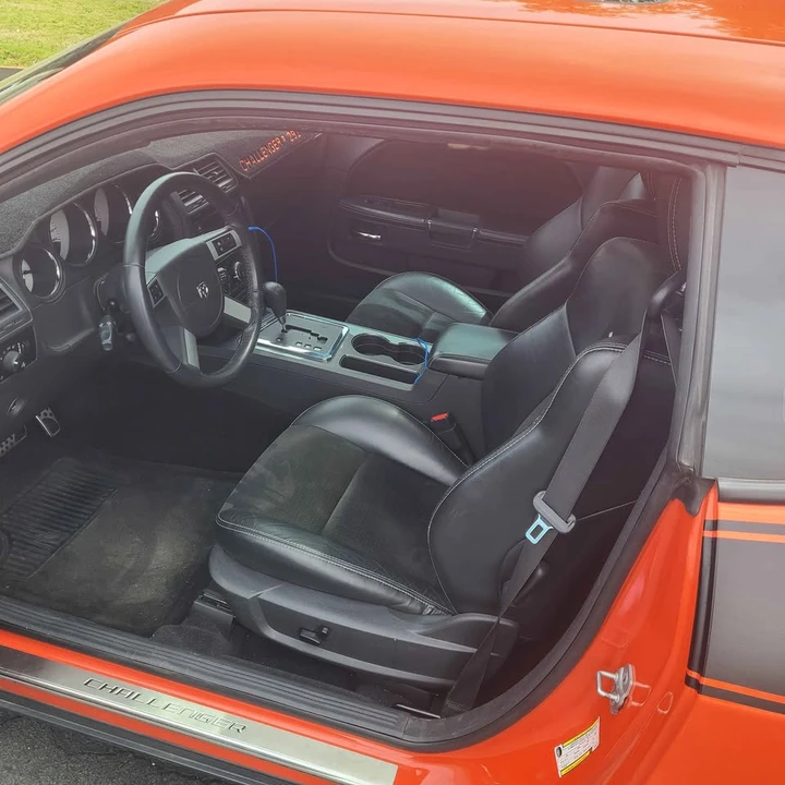 2008 Dodge Challenger SRT8 & 392 3rd Gen - Image 8 of 9