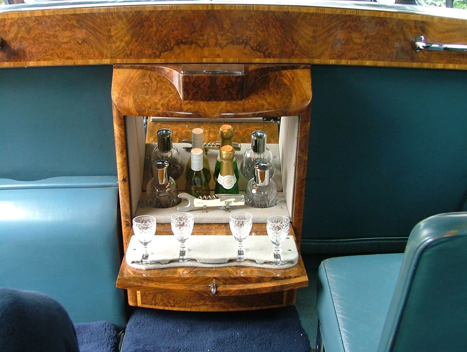 1969 Rolls-Royce Phantom VI - Image 5 of 8