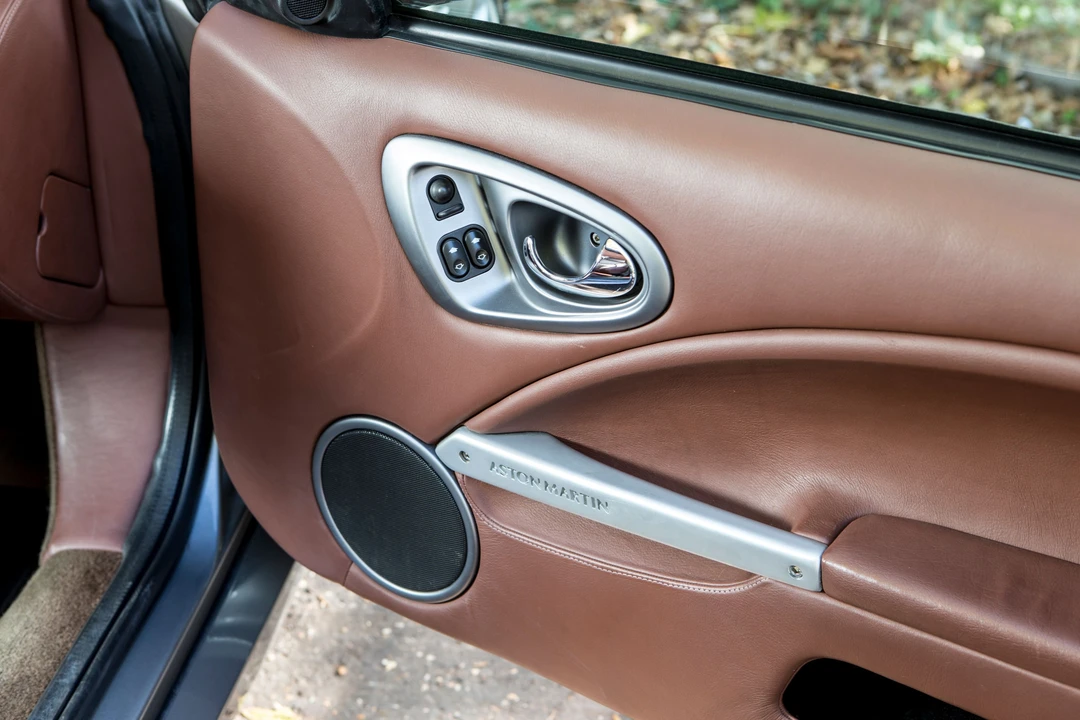 2001 Aston Martin Vanquish 1st Gen - Image 2 of 29