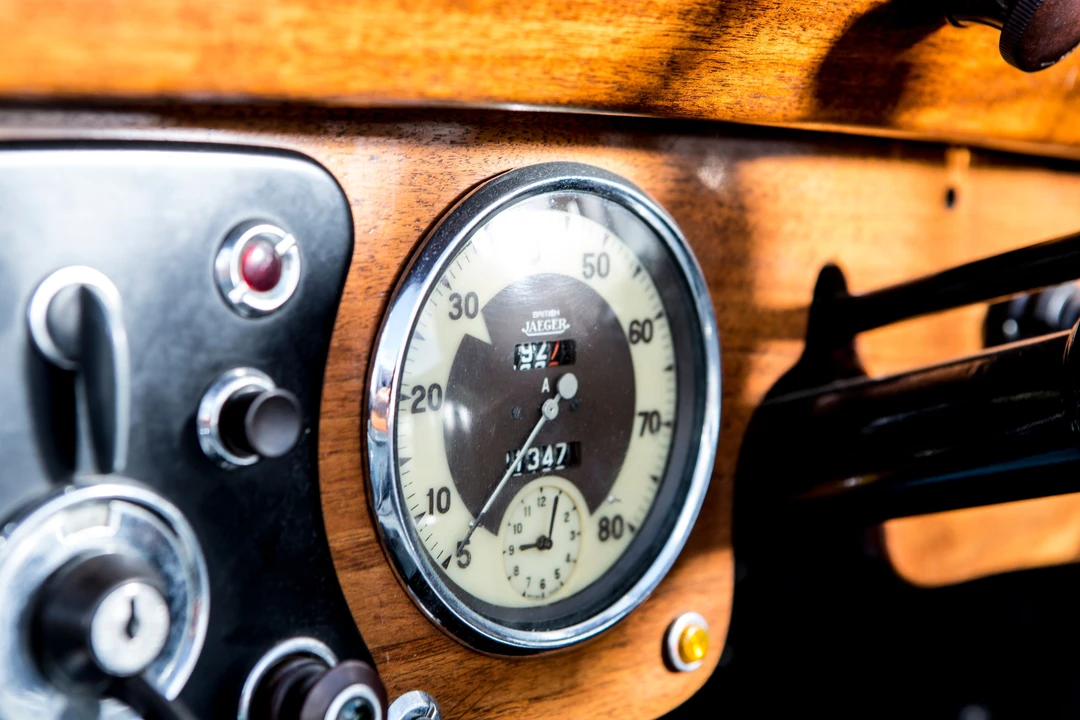 1937 Daimler - Image 16 of 21