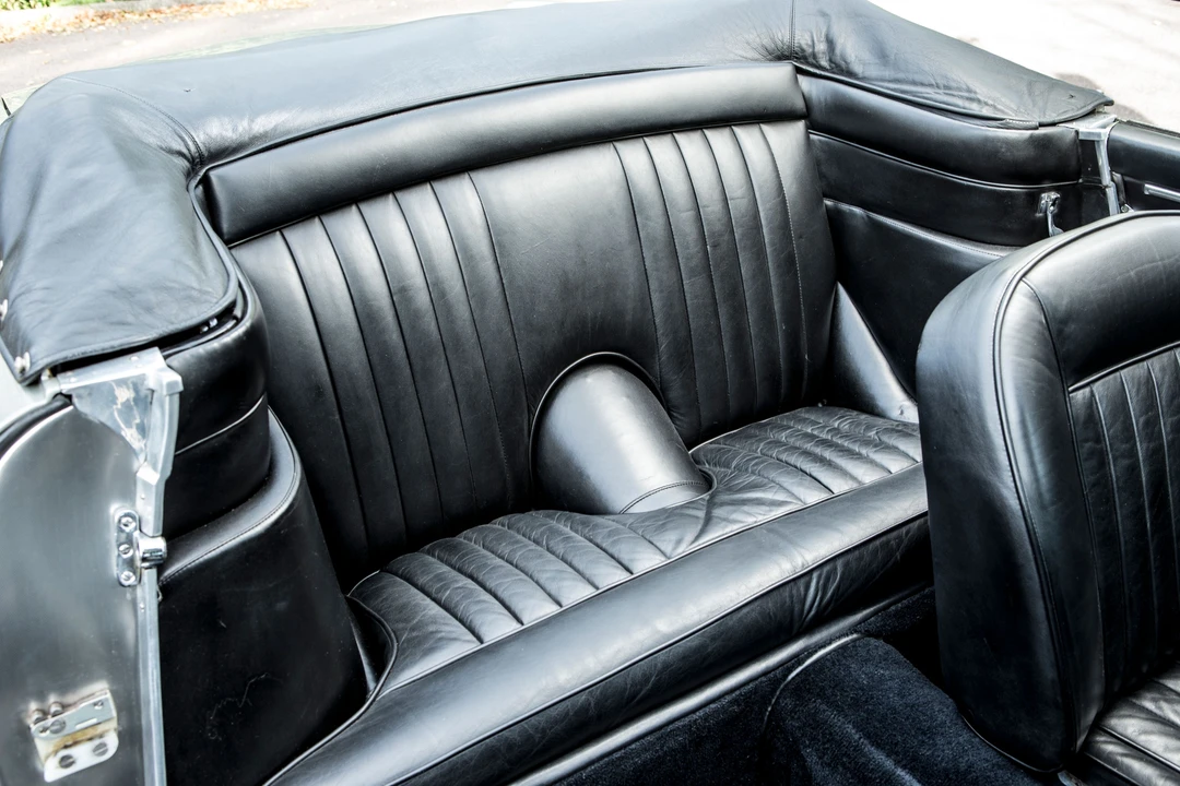 1962 Aston Martin DB4 Convertible - Image 6 of 31
