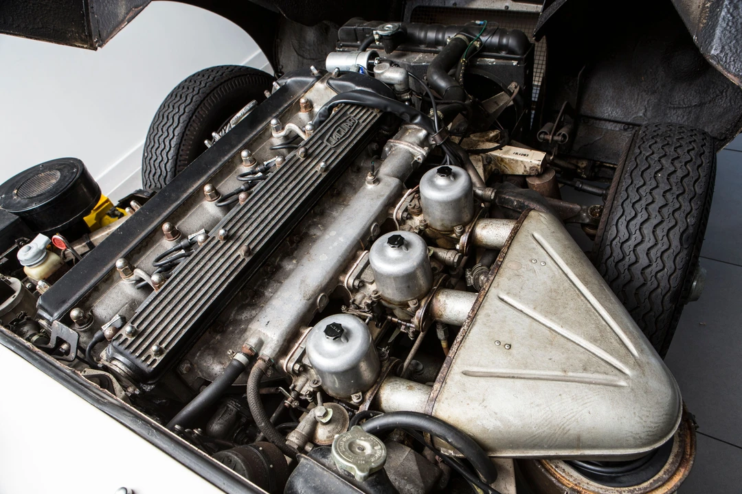 1969 Jaguar E-Type Series 2 - Image 5 of 7
