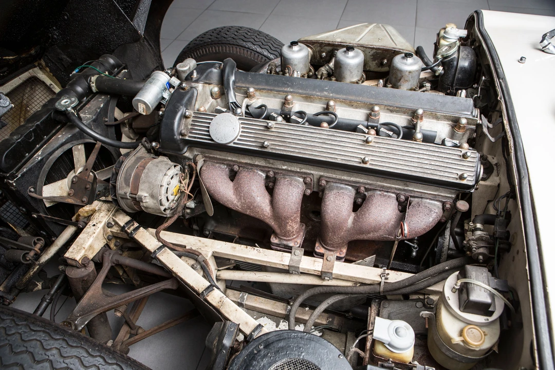1969 Jaguar E-Type Series 2 - Image 3 of 7