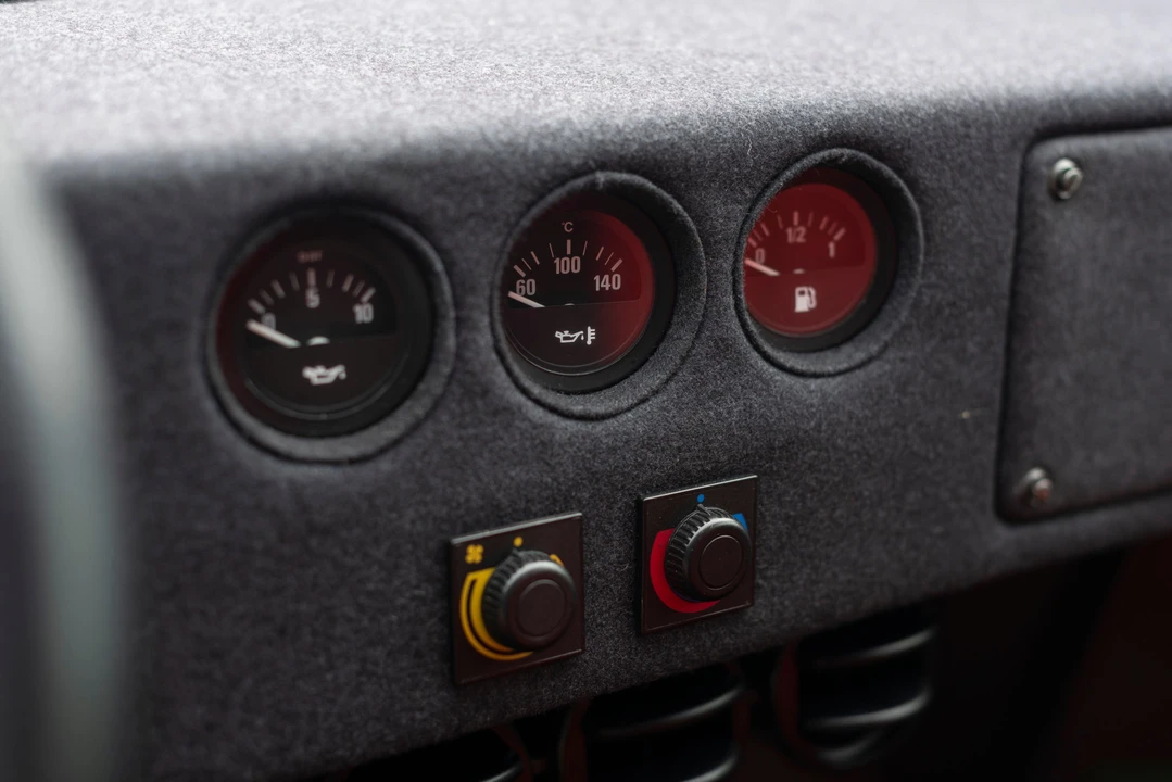 1990 Ferrari F40 - Image 12 of 31