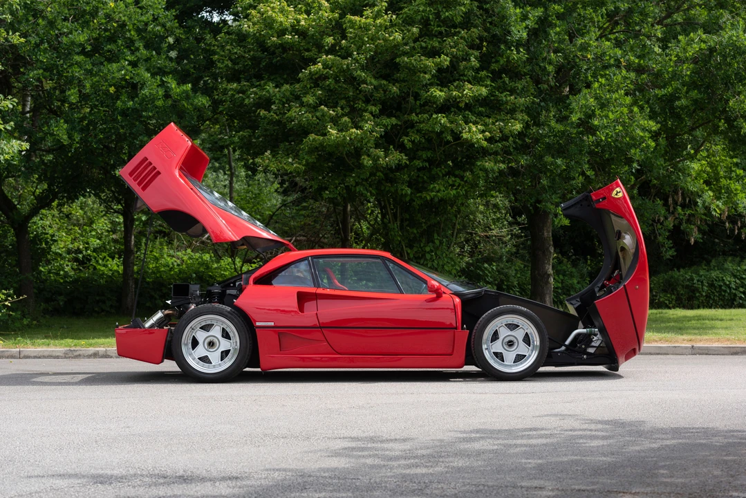 1990 Ferrari F40 - Image 17 of 31