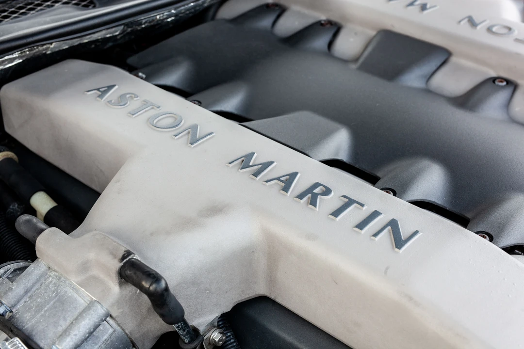 2002 Aston Martin Vanquish 1st Gen - Image 15 of 31