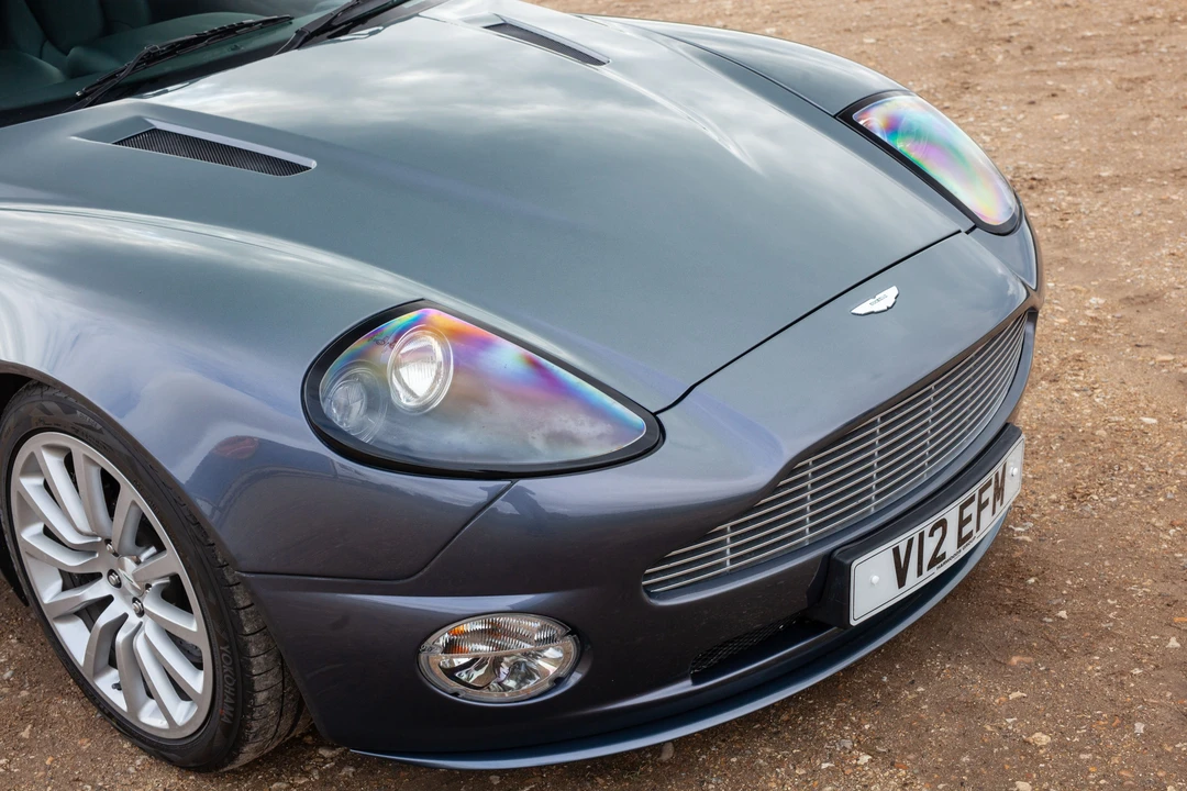 2002 Aston Martin Vanquish 1st Gen - Image 12 of 31