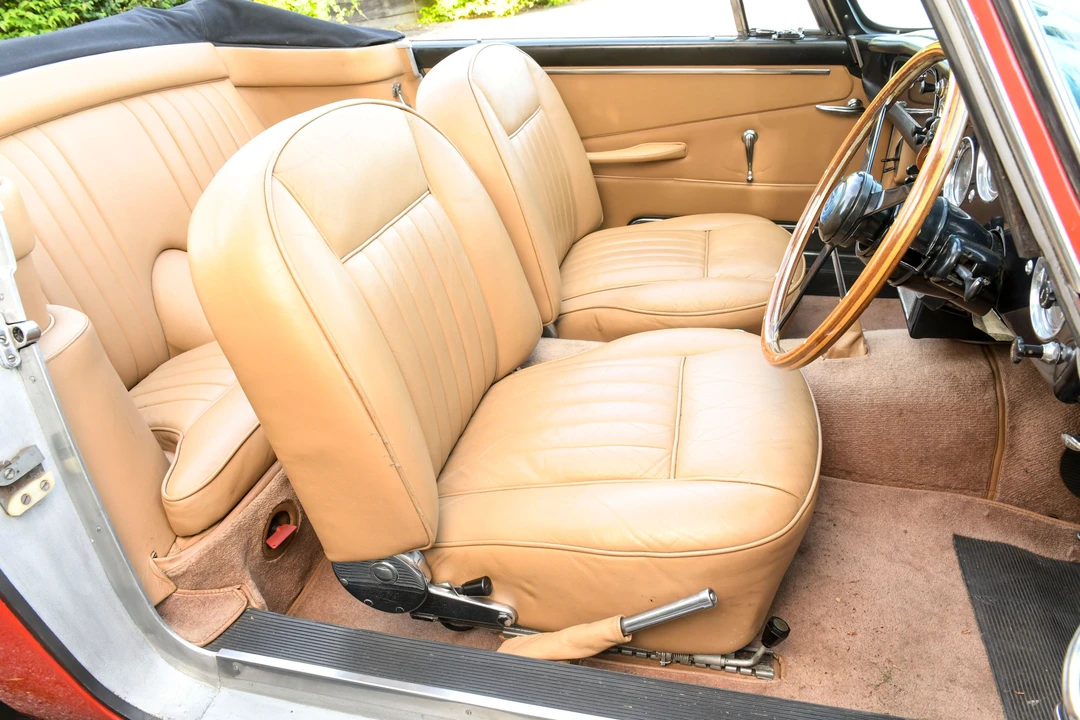 1962 Aston Martin DB4 Convertible - Image 19 of 31