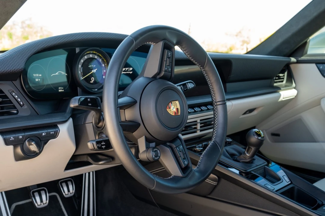 2023 Porsche 992 GT3 - Image 5 of 9