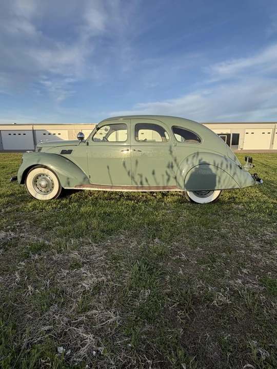 1937 Lincoln Zephyr - Image 5 of 31