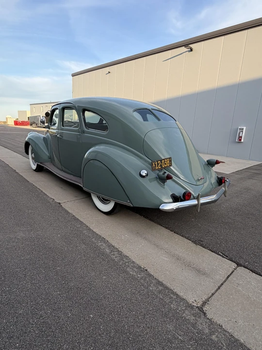 1937 Lincoln Zephyr - Image 13 of 31