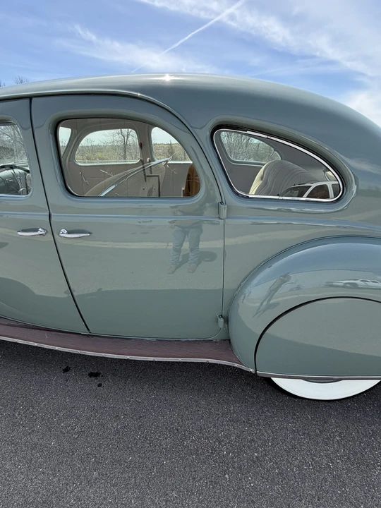 1937 Lincoln Zephyr - Image 29 of 31