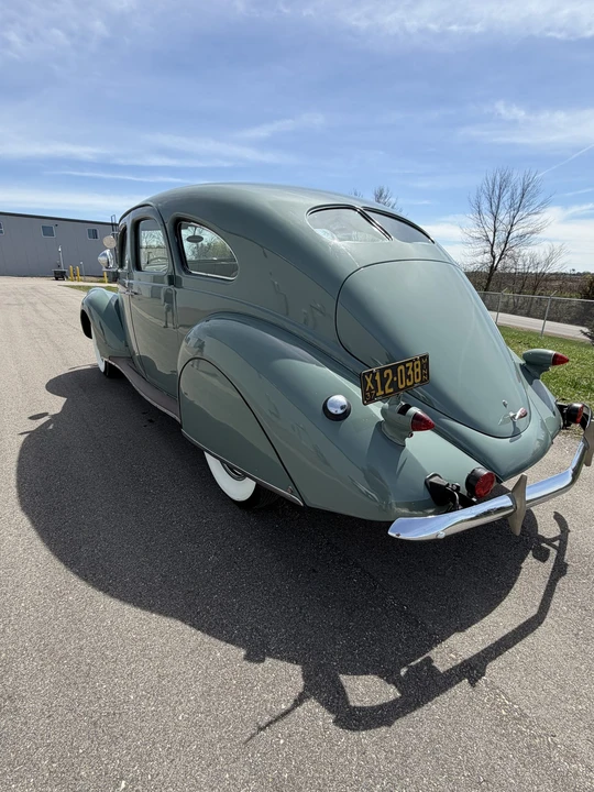 1937 Lincoln Zephyr - Image 14 of 31