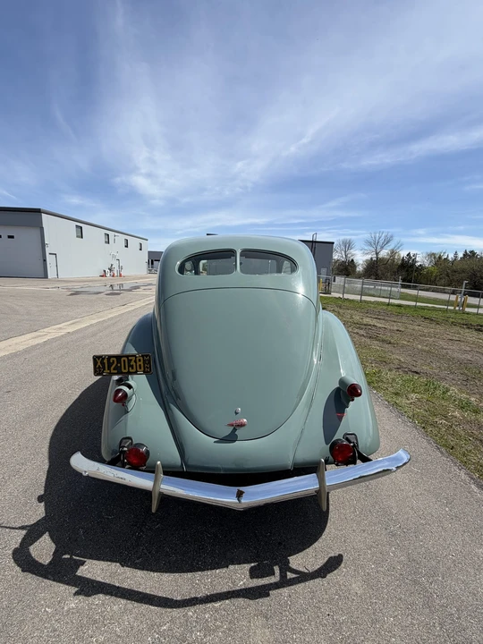 1937 Lincoln Zephyr - Image 15 of 31