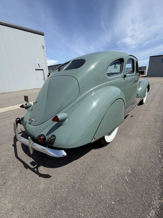1937 Lincoln Zephyr - Image 16 of 31