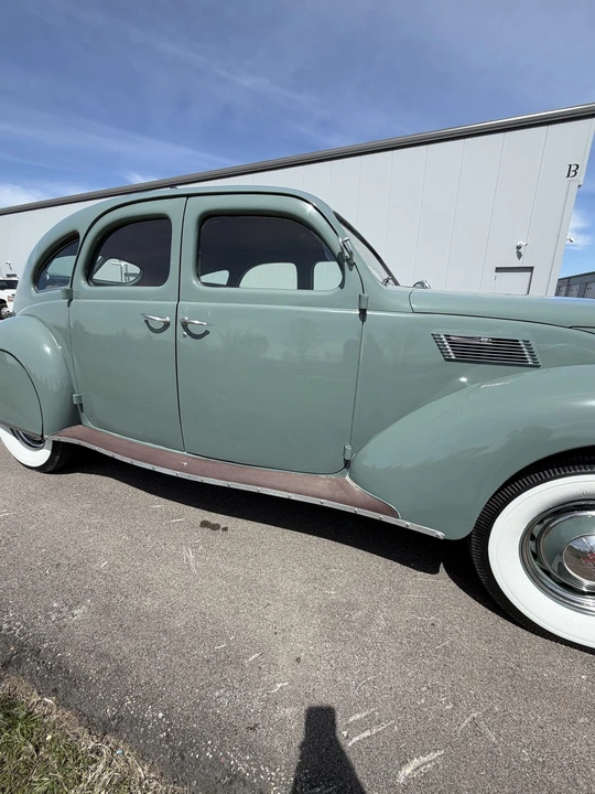 1937 Lincoln Zephyr - Image 31 of 31