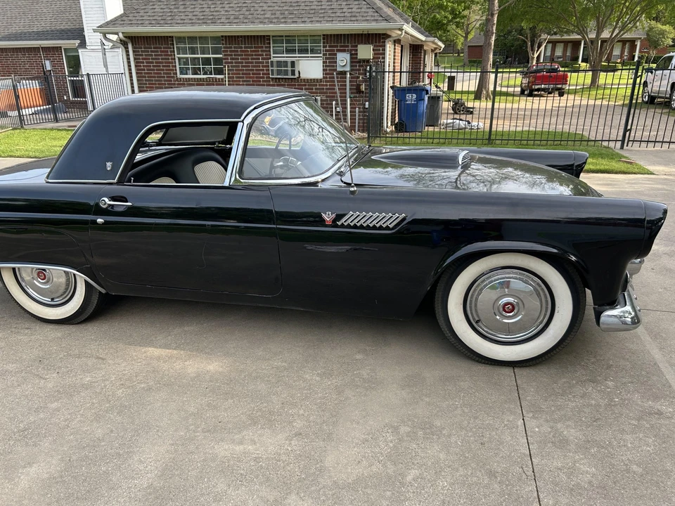 1955 Ford Thunderbird 1st Gen - Image 21 of 31